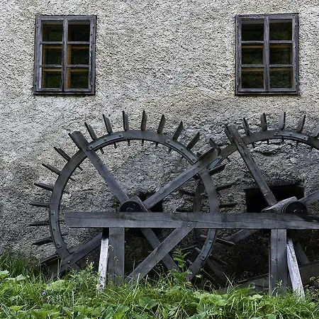 Kozjanski Park Apartment