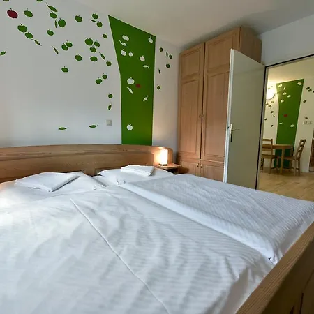Kozjanski Park Apartment *